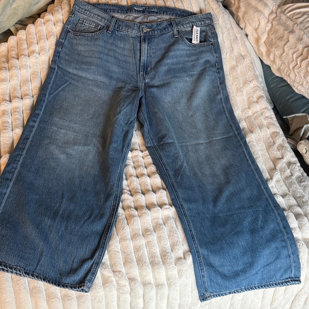 Women’s Old Navy Wide-Leg Blue Jeans - Classic Denim